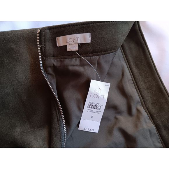 NWT LOFT Faux Suede Suedette Olive Green Mod Silver Mini Skirt 0 xs s 2 - Picture 9 of 9